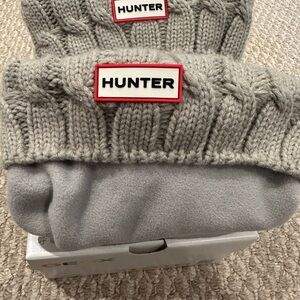 Hunter Light Gray Cable Knit Boot Socks